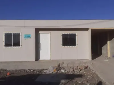 Vivienda tradicional prefabricada de Tu Cassa entregada e instalada en el terreno del cliente