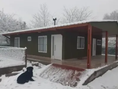 Vivienda tradicional prefabricada de Tu Cassa entregada e instalada en el terreno del cliente