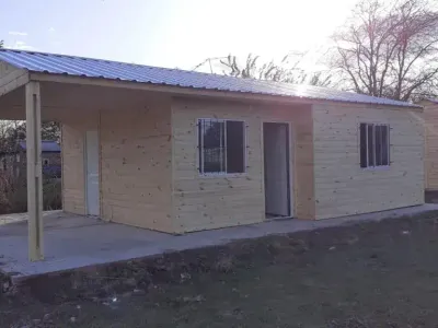 Vivienda tradicional prefabricada de Tu Cassa entregada e instalada en el terreno del cliente