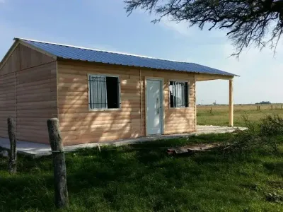Vivienda tradicional prefabricada de Tu Cassa entregada e instalada en el terreno del cliente