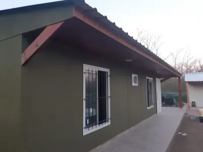 Vivienda tradicional prefabricada de Tu Cassa entregada e instalada en el terreno del cliente