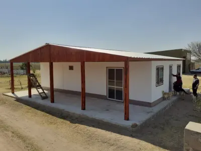 Vivienda tradicional prefabricada de Tu Cassa entregada e instalada en el terreno del cliente