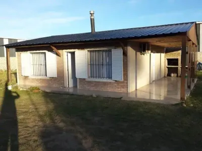 Vivienda tradicional prefabricada de Tu Cassa entregada e instalada en el terreno del cliente
